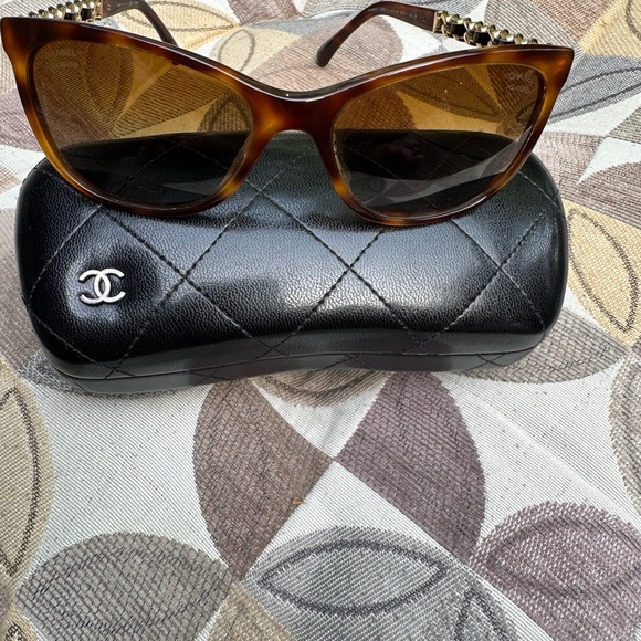 Authentic Chanel Sunglasses Women - Picture 8 of 13